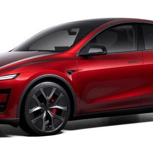  Tesla Model Y Performance